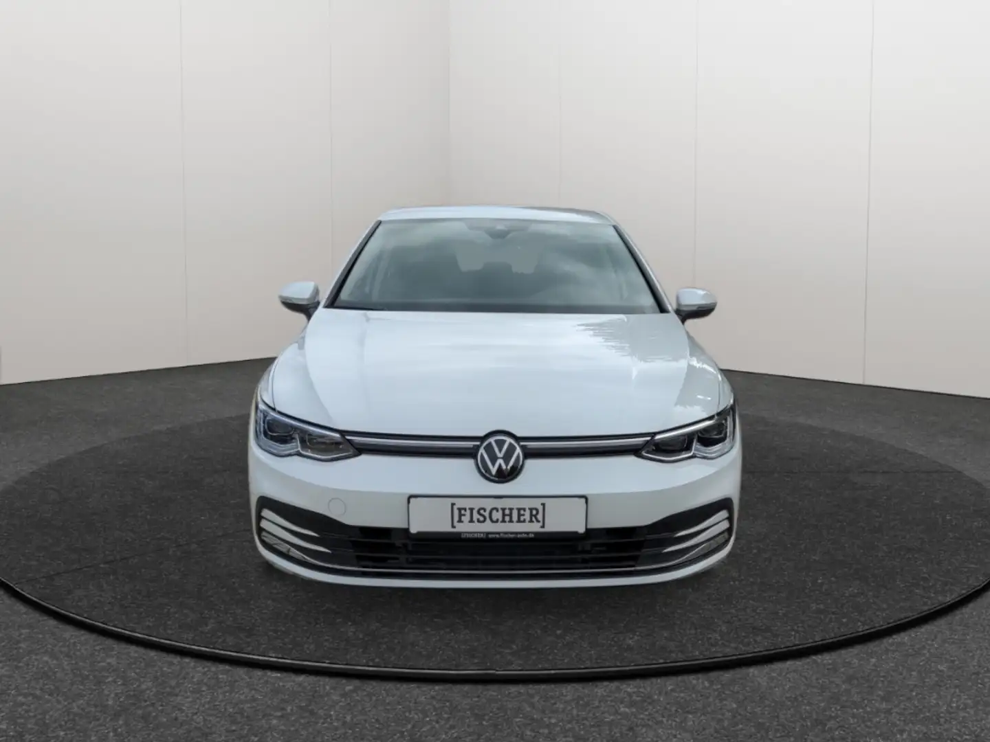 Volkswagen Golf VIII 2.0TSI DSG Style Matrix Navi Rear View Harman Weiß - 2