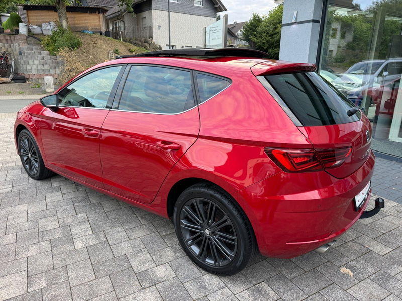 SEAT Leon 1.5 TSI Xcellence Automatik*Panorama*AHK* — photo 5