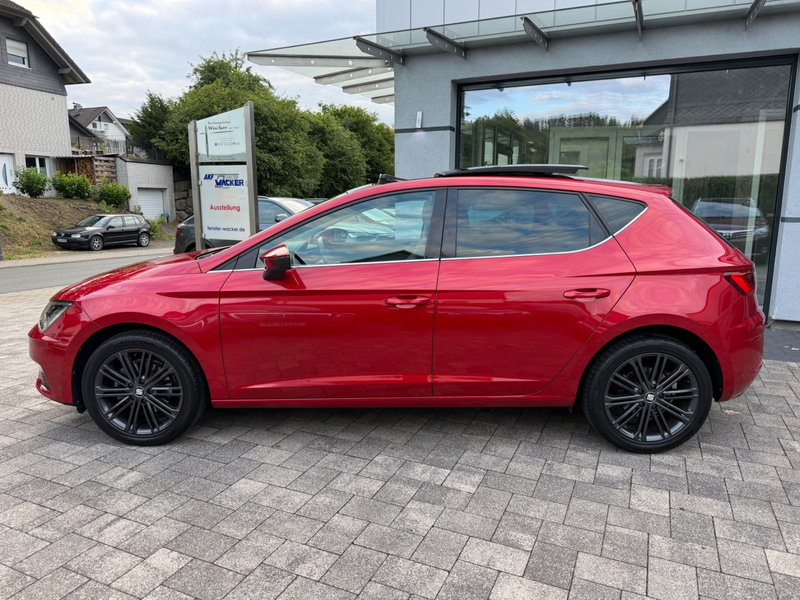 SEAT Leon 1.5 TSI Xcellence Automatik*Panorama*AHK* — photo 4