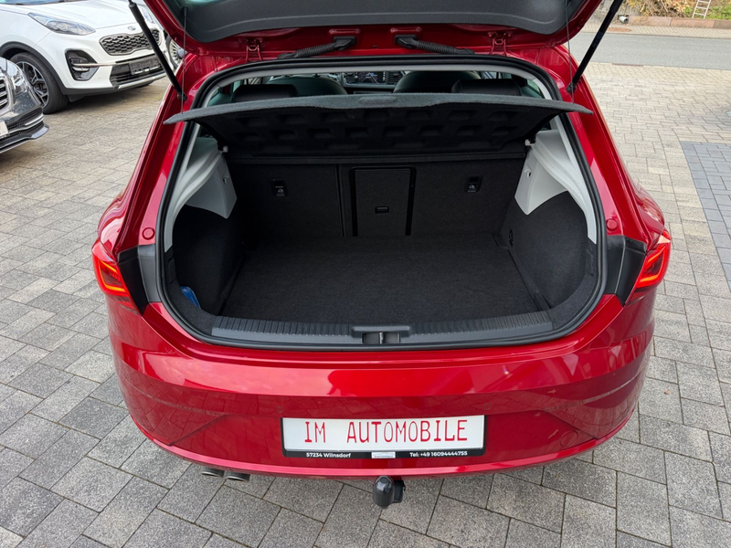 SEAT Leon 1.5 TSI Xcellence Automatik*Panorama*AHK* — photo 14