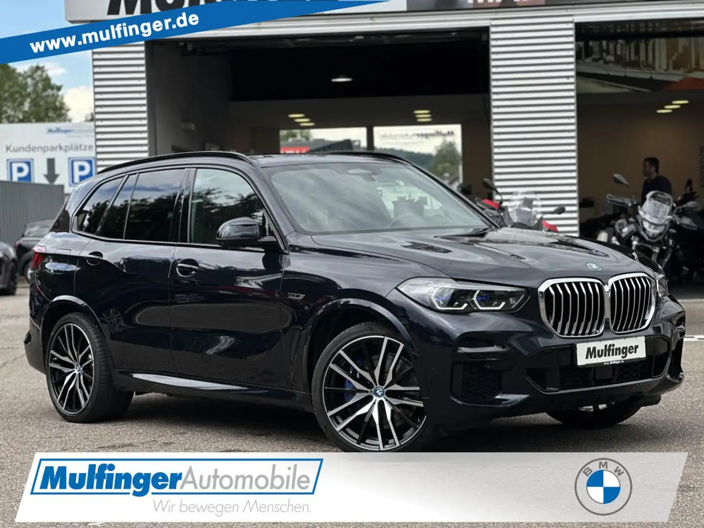 BMW X5 x45e M Sport IntAktLenk.SuView PanoD.KomfS.22 Schwarz - 1