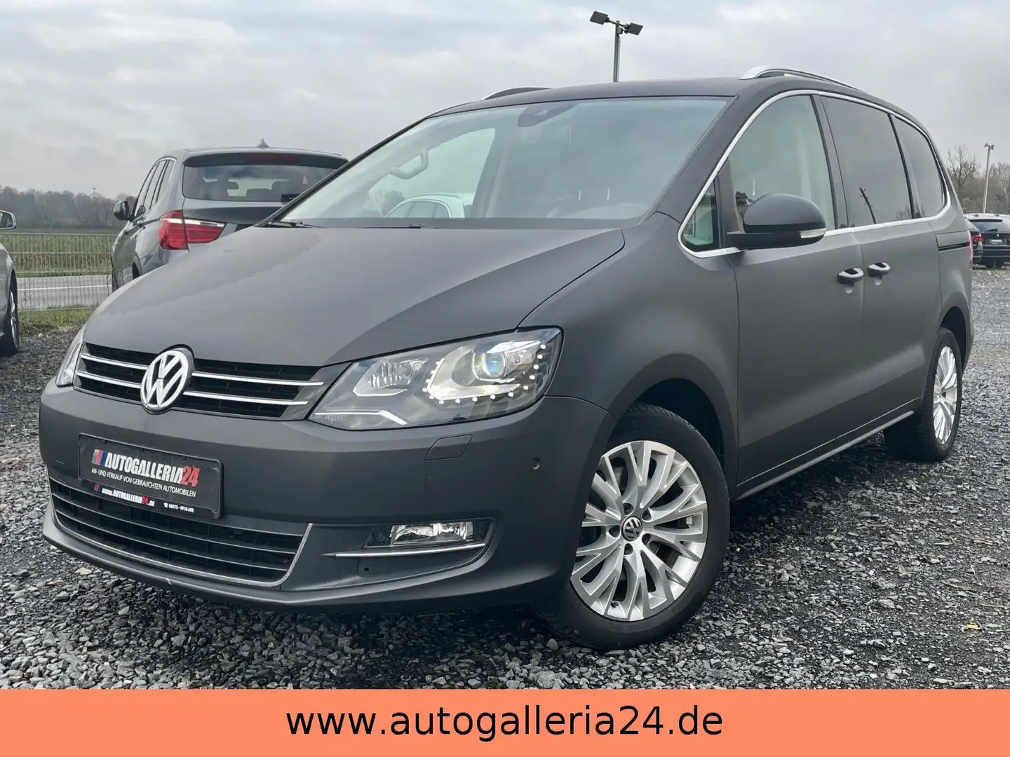Volkswagen Sharan HIGHLINE 7-SITZER Navi Leder Xenon SPORT Noir - 1