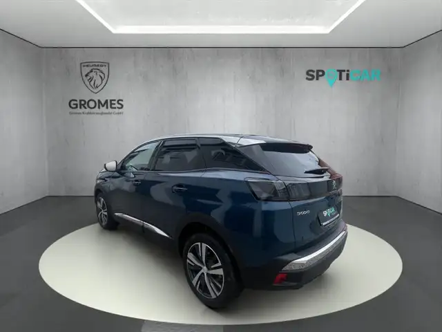 Peugeot 3008 view 5