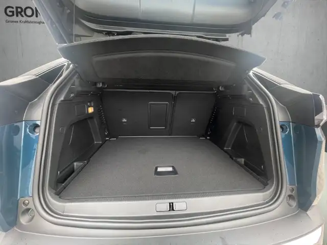 Peugeot 3008 view 7