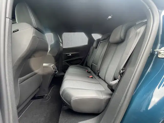 Peugeot 3008 view 8
