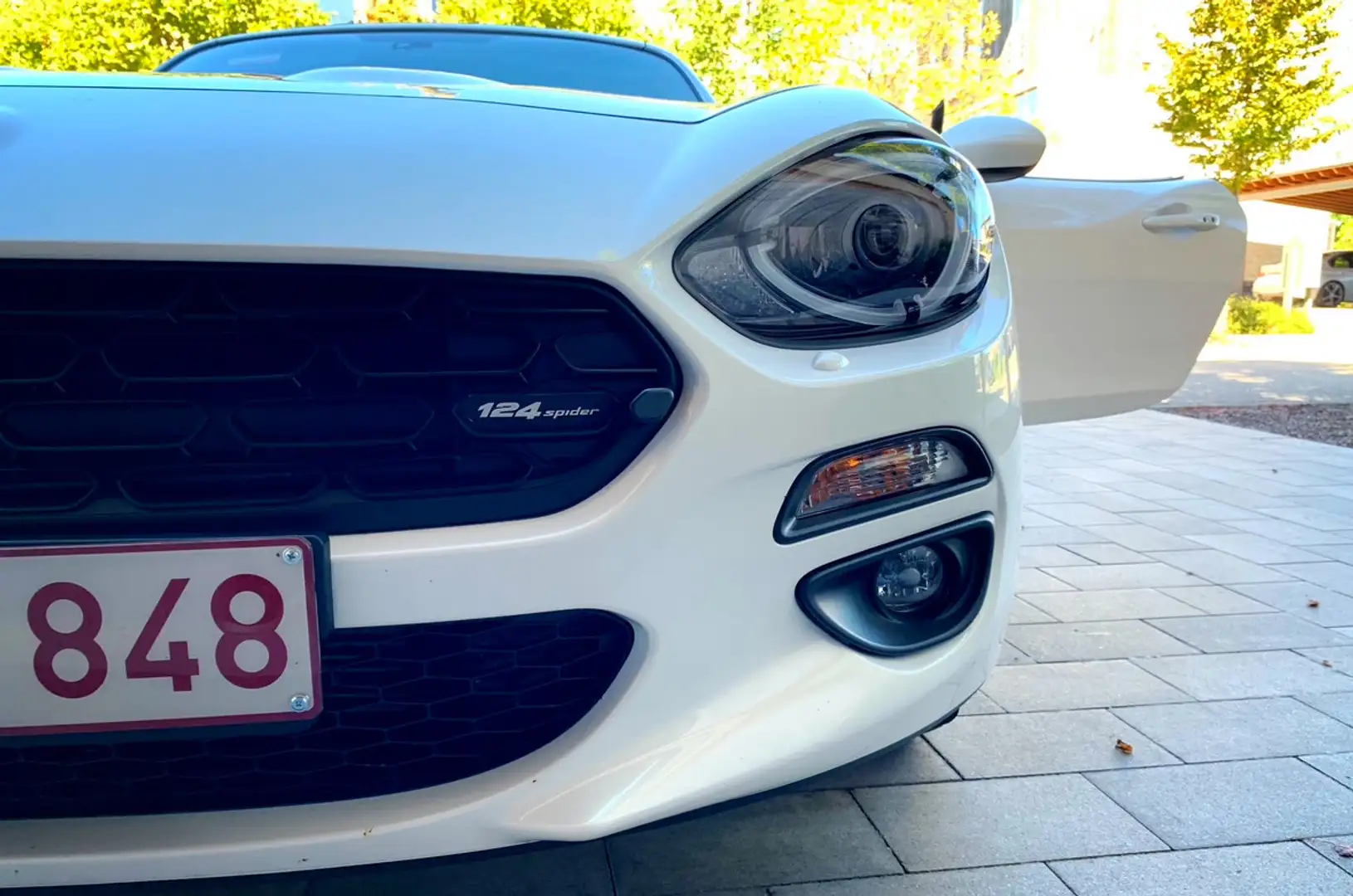 Fiat 124 Spider 1.4 MultiAir Turbo Lusso Bílá - 1
