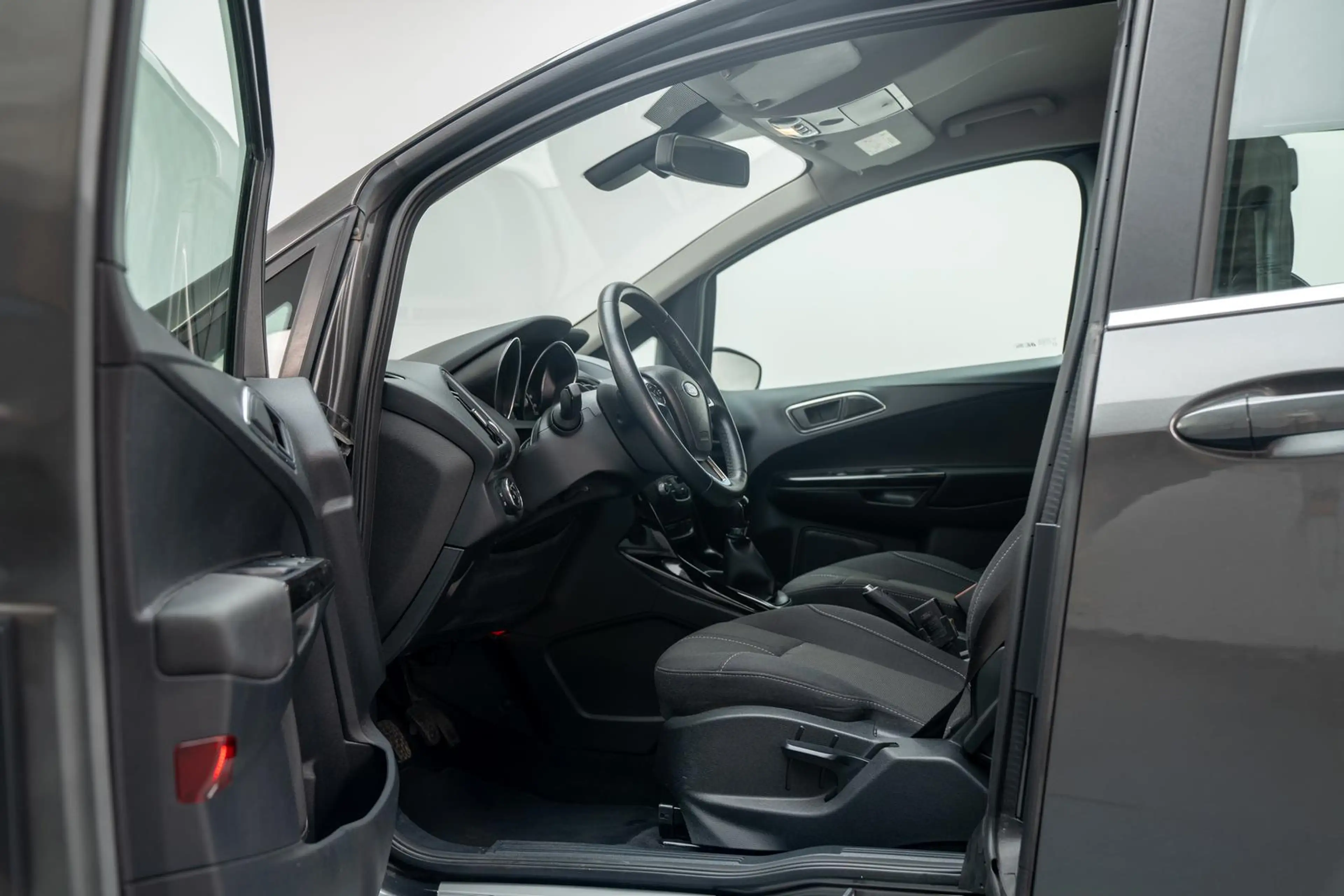 Ford B-Max Titanium 1.0 EcoBoost*KAMERA*WINTERPAKET* — photo 11