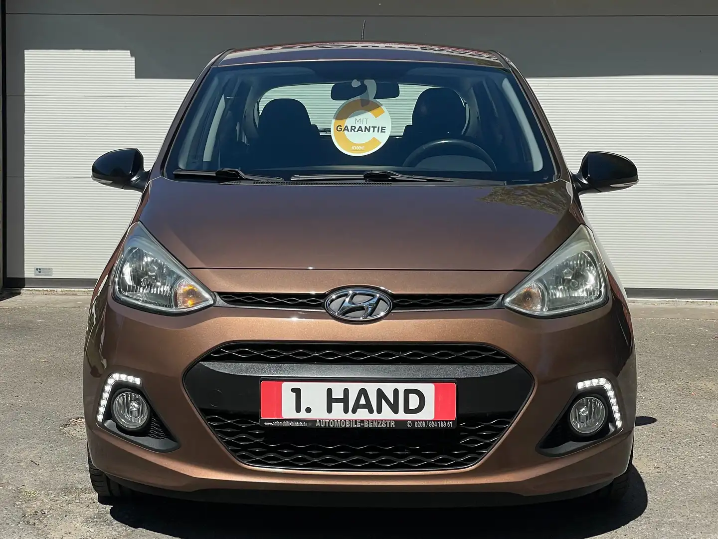 Hyundai i10 1.2 FIFA World Cup Edition°1.Hand°Unfallfrei Braun - 2