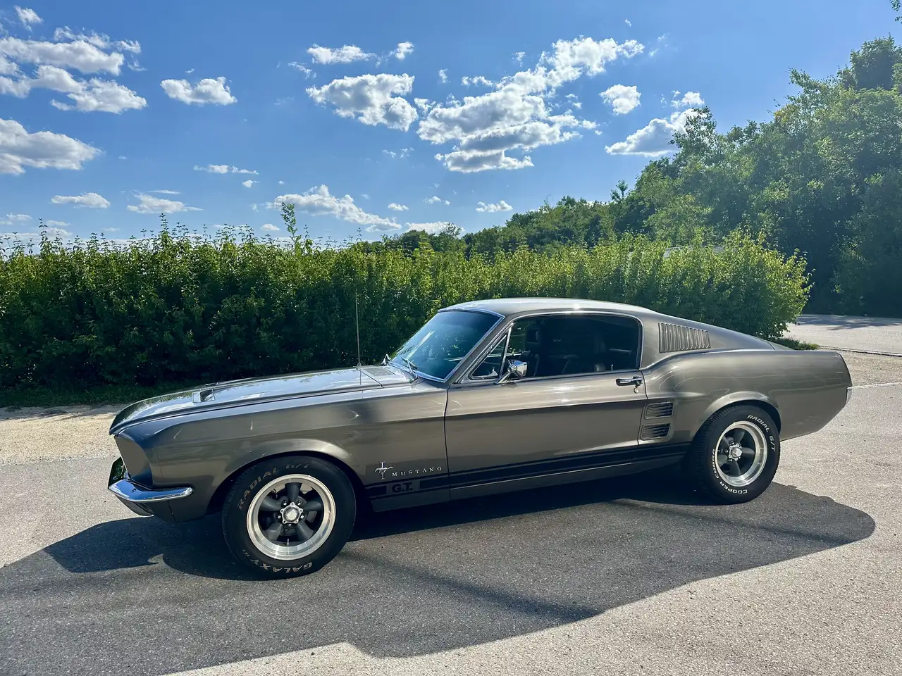 Ford Mustang Fastback, foto 4