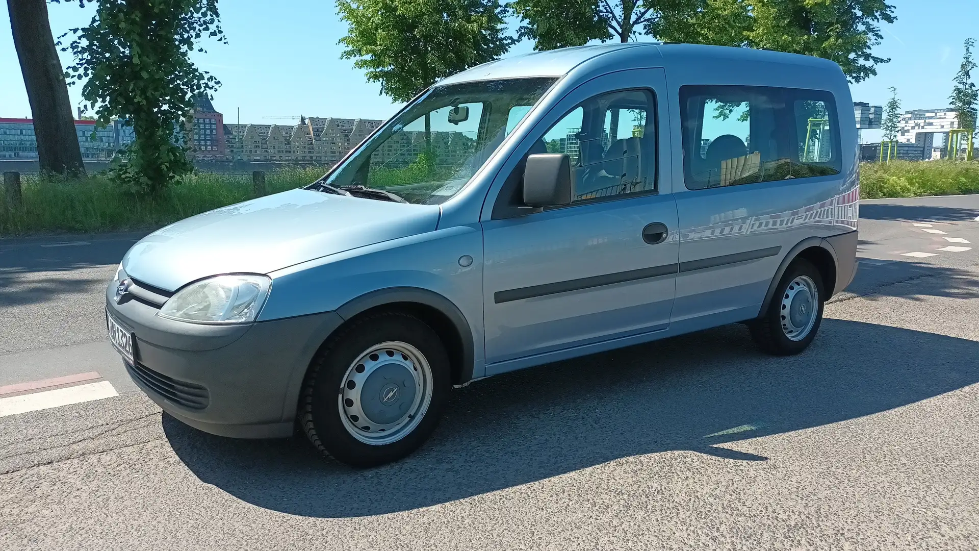 Opel Combo Combo 1.6 Tour Albastru - 2