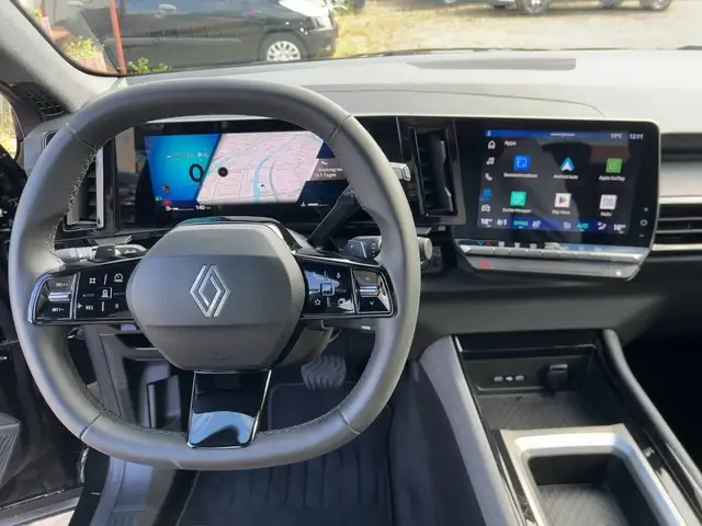 Renault Austral view 12