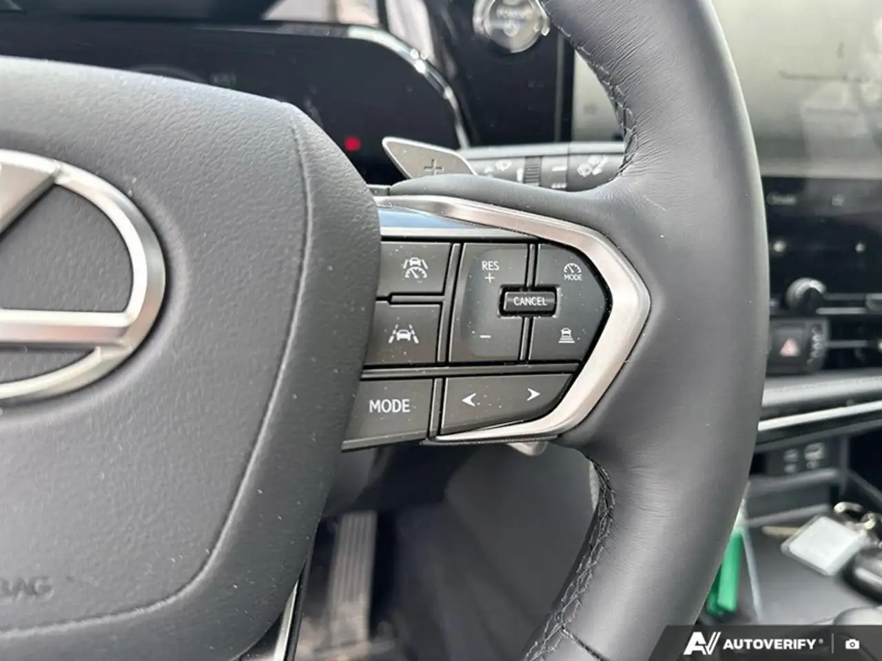 Lexus NX снимка Lexus NX