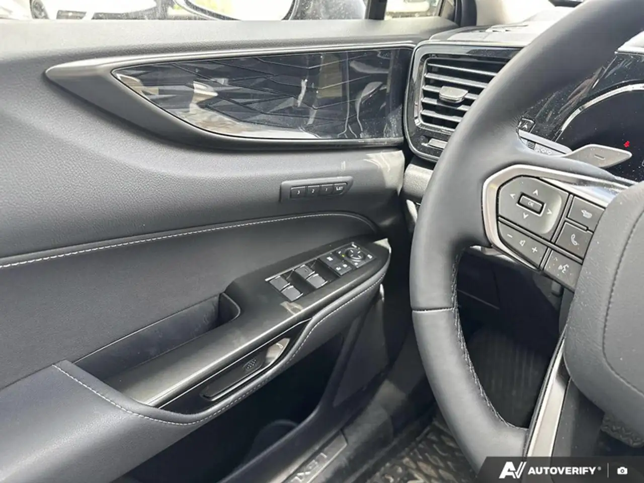 Lexus NX снимка Lexus NX