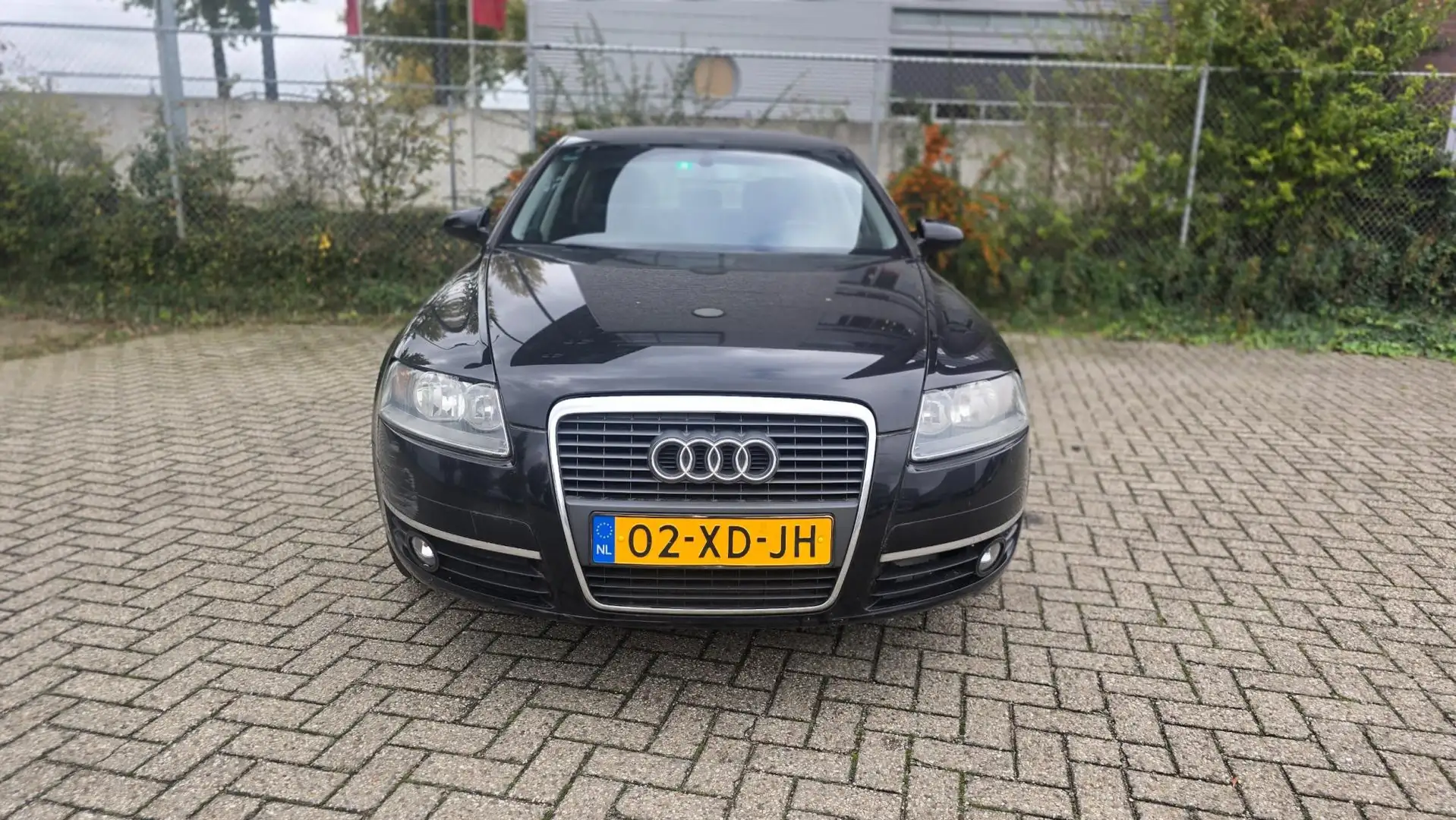 Audi A6 Limousine 2.0 TFSI Pro Line Business Schwarz - 2