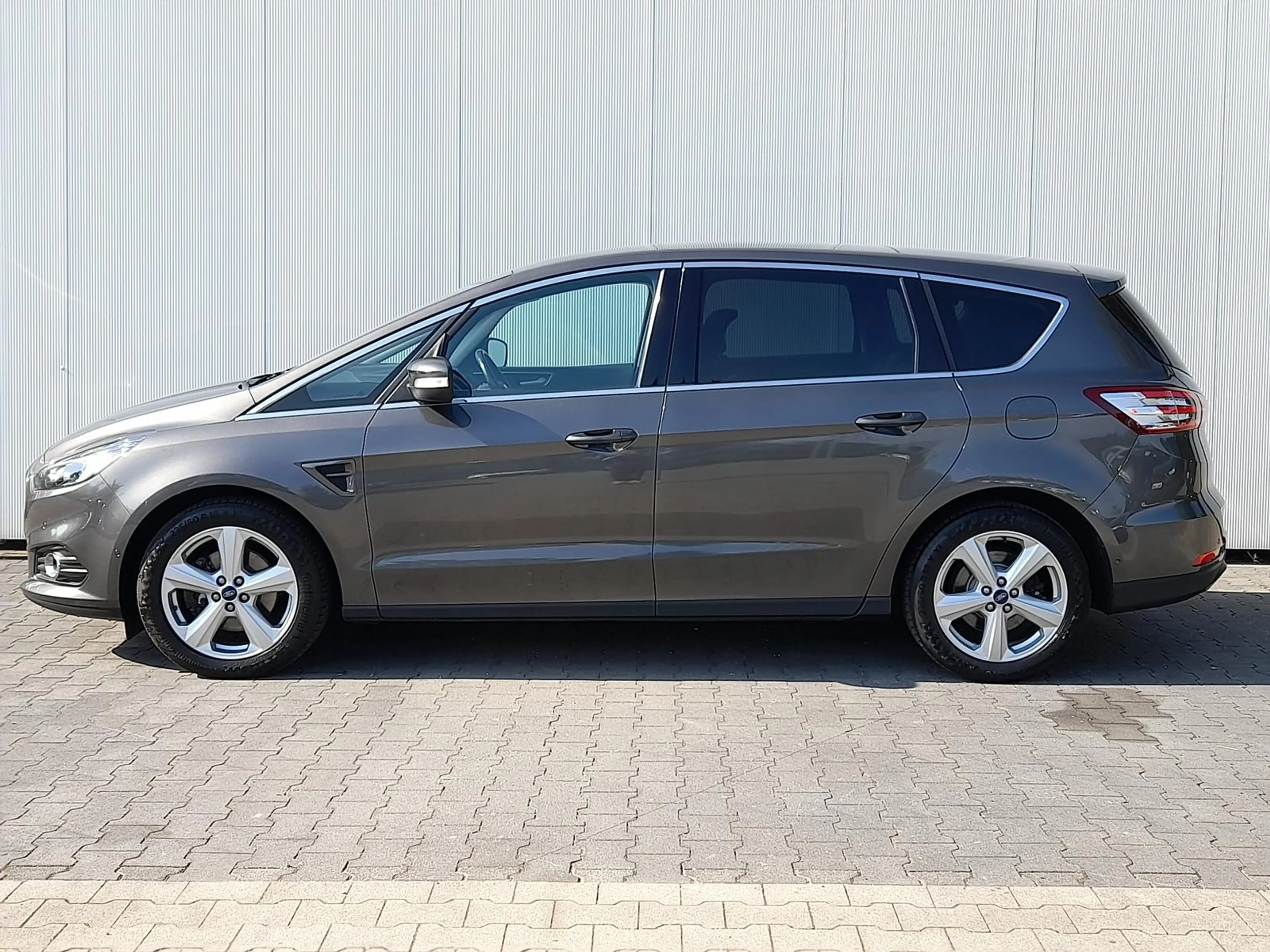 Ford S-Max 2.0 TDCi Titanium 7-Sitzer~NAVI~SHZ~2xPDC — photo 9