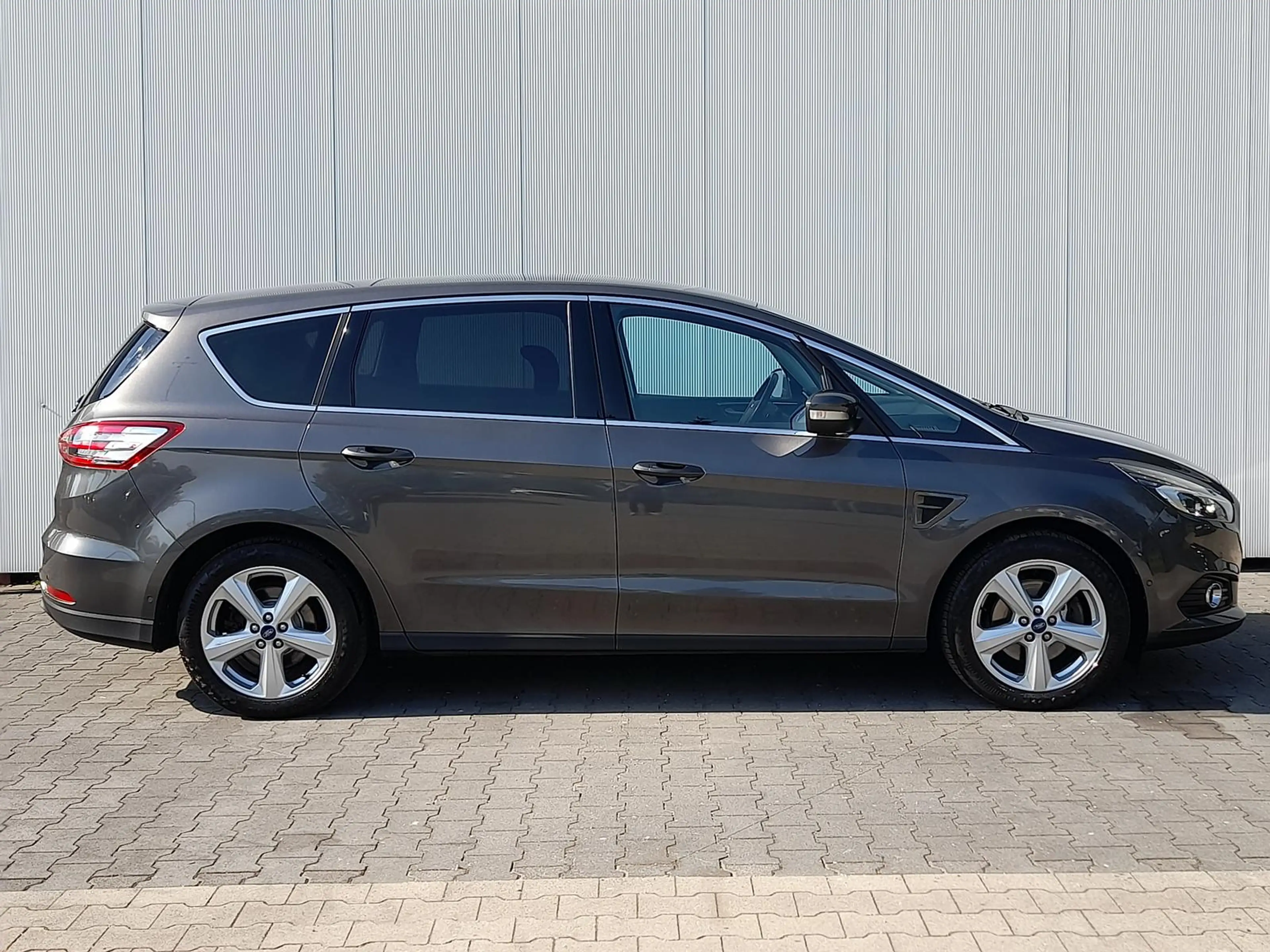 Ford S-Max 2.0 TDCi Titanium 7-Sitzer~NAVI~SHZ~2xPDC — photo 8