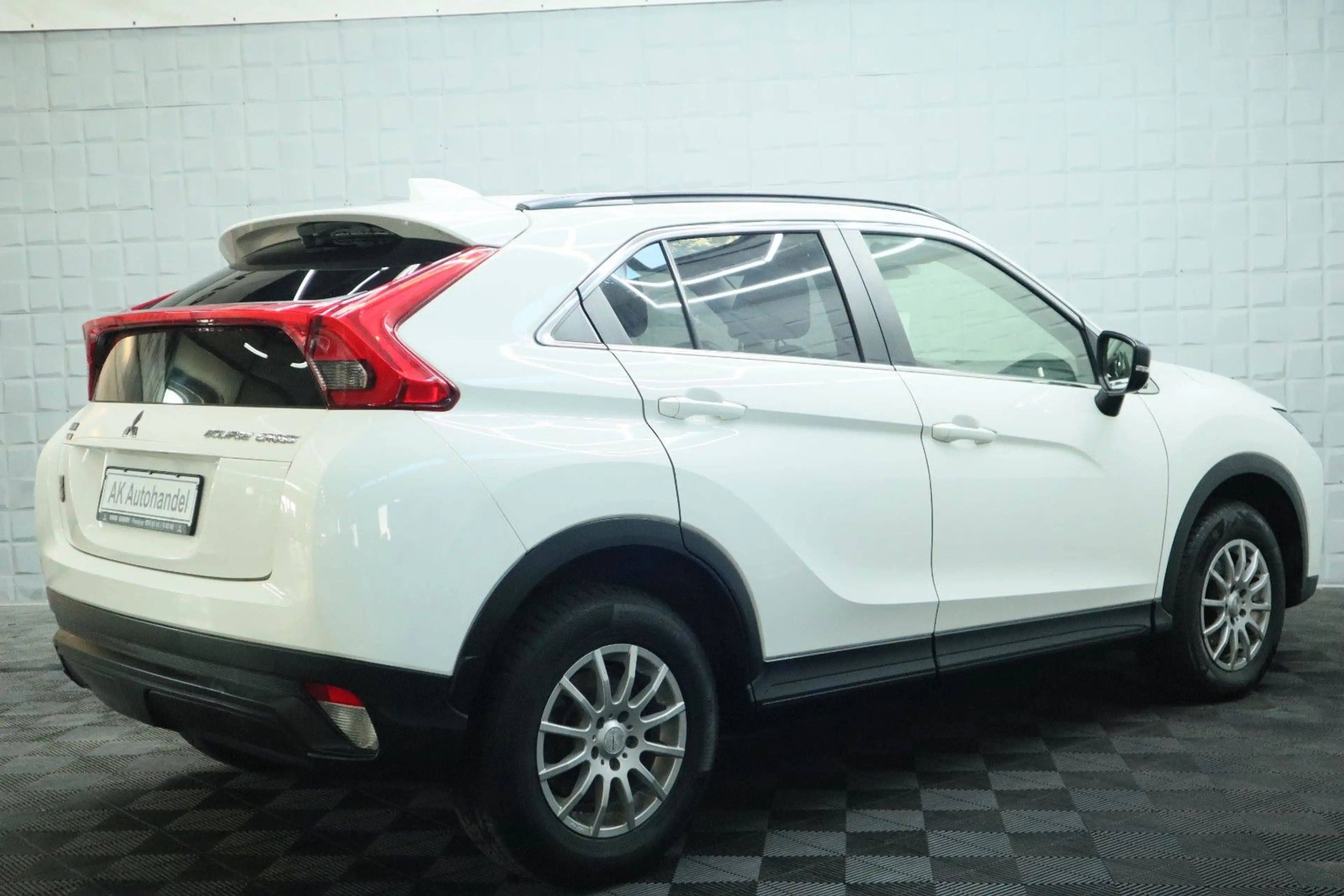 Mitsubishi Eclipse Cross Basis 2WD Klima Tempomat 8-fach — photo 8