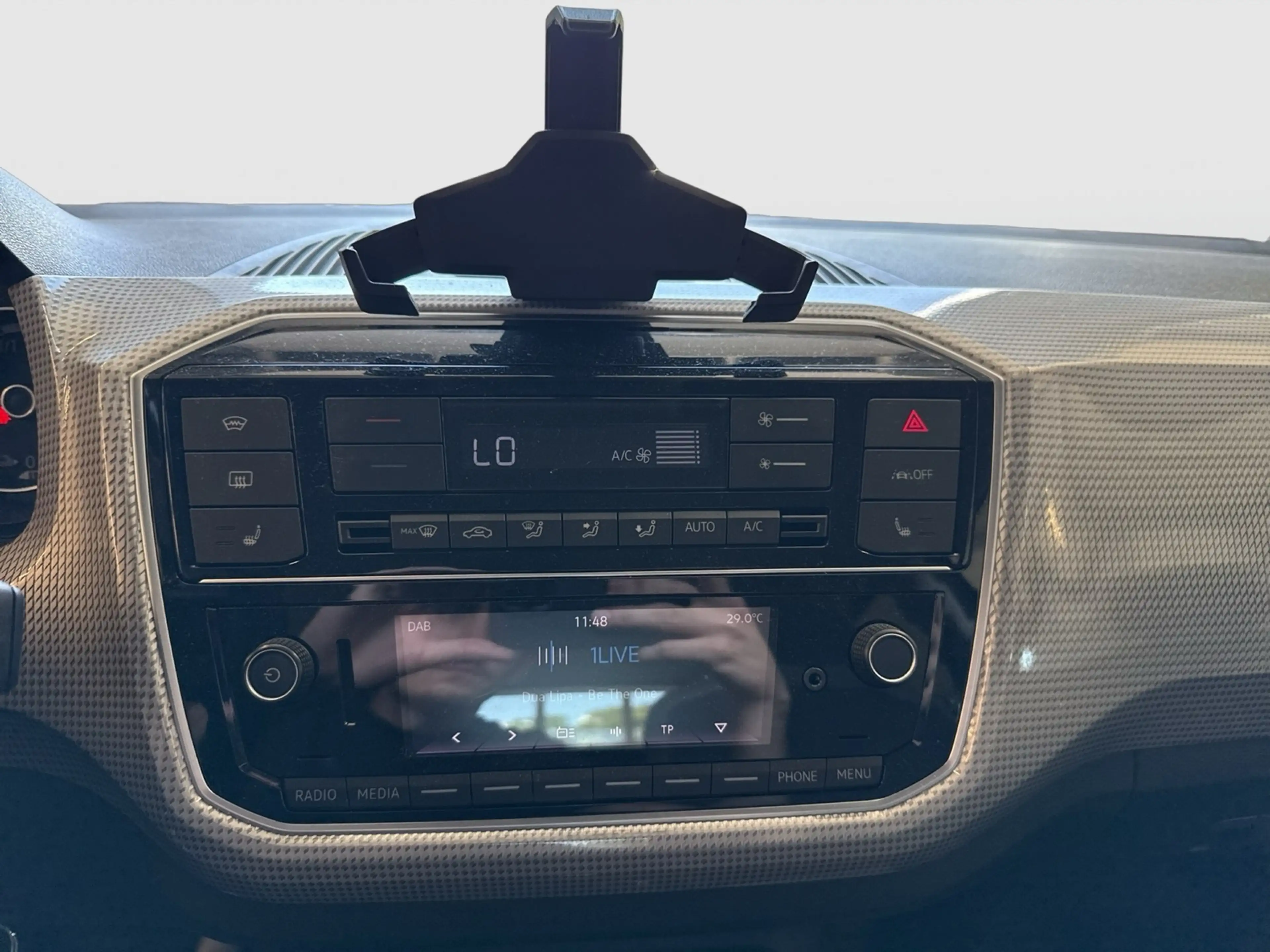Volkswagen e-up! EDITION 4TÜREN CAM LM16 SITZHEIZ. TEMPOMAT — photo 15