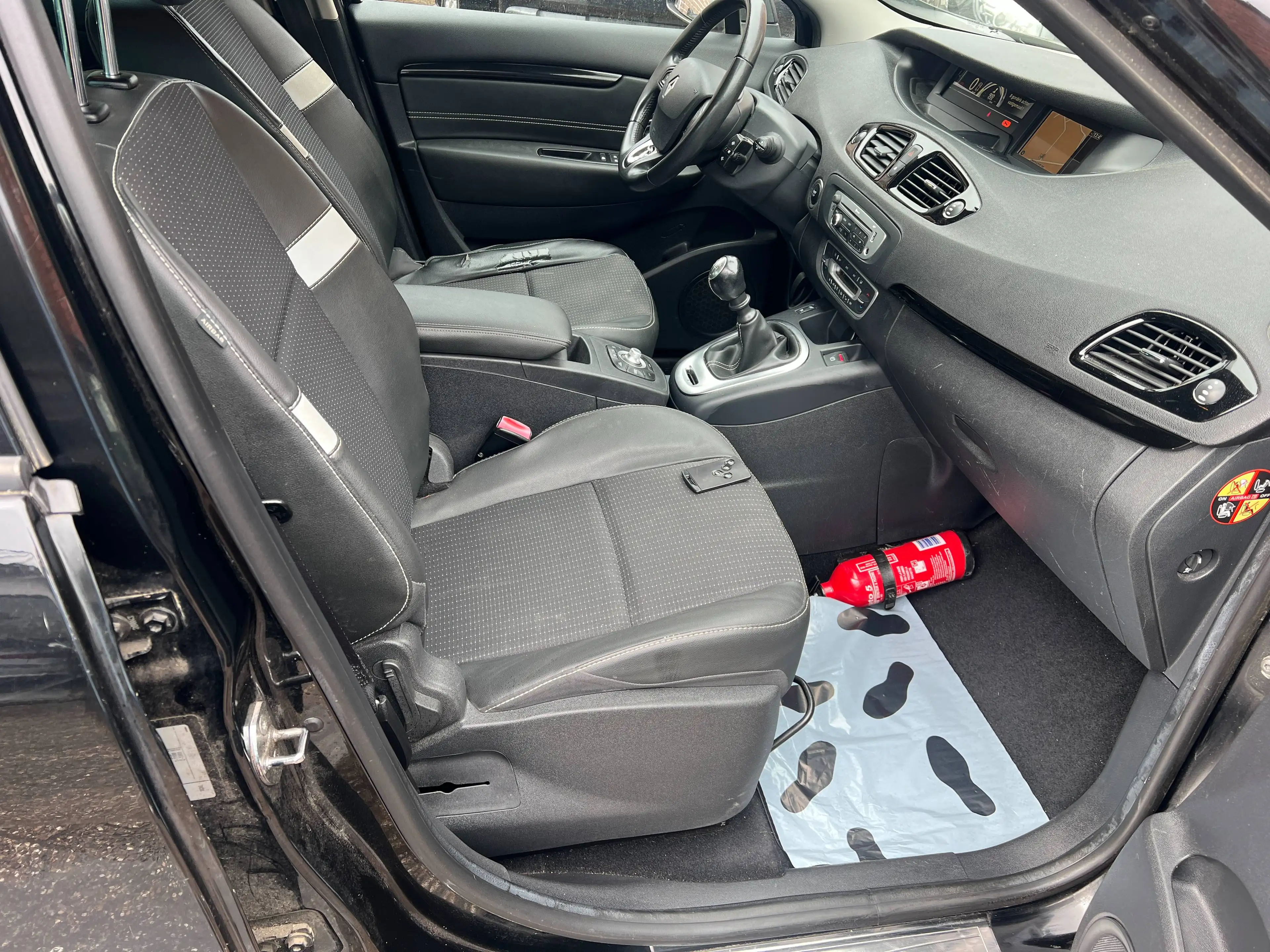 Renault Scenic 1.5 dCi //CAR PASS//euro 5 — photo 10