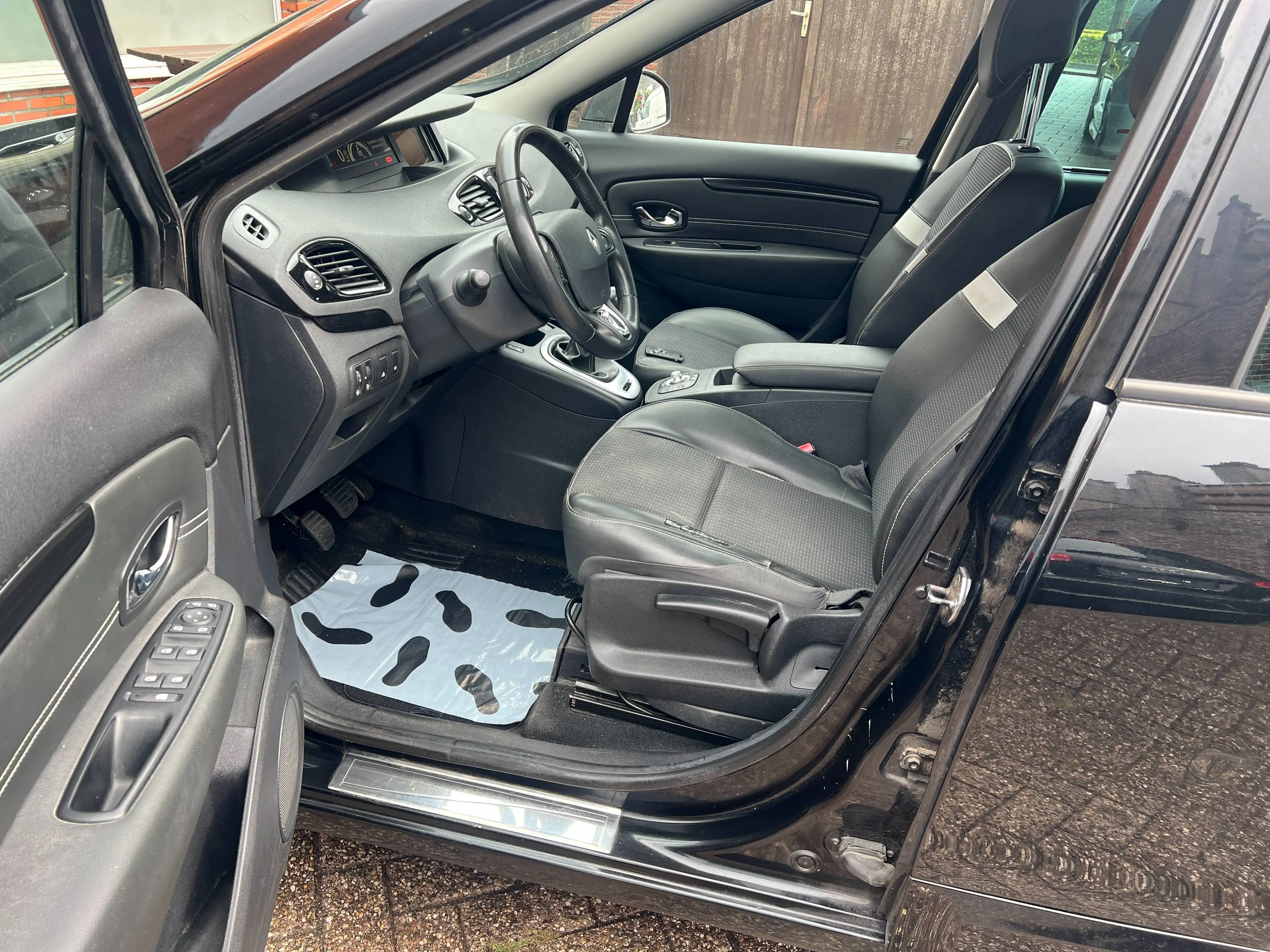 Renault Scenic 1.5 dCi //CAR PASS//euro 5 — photo 14