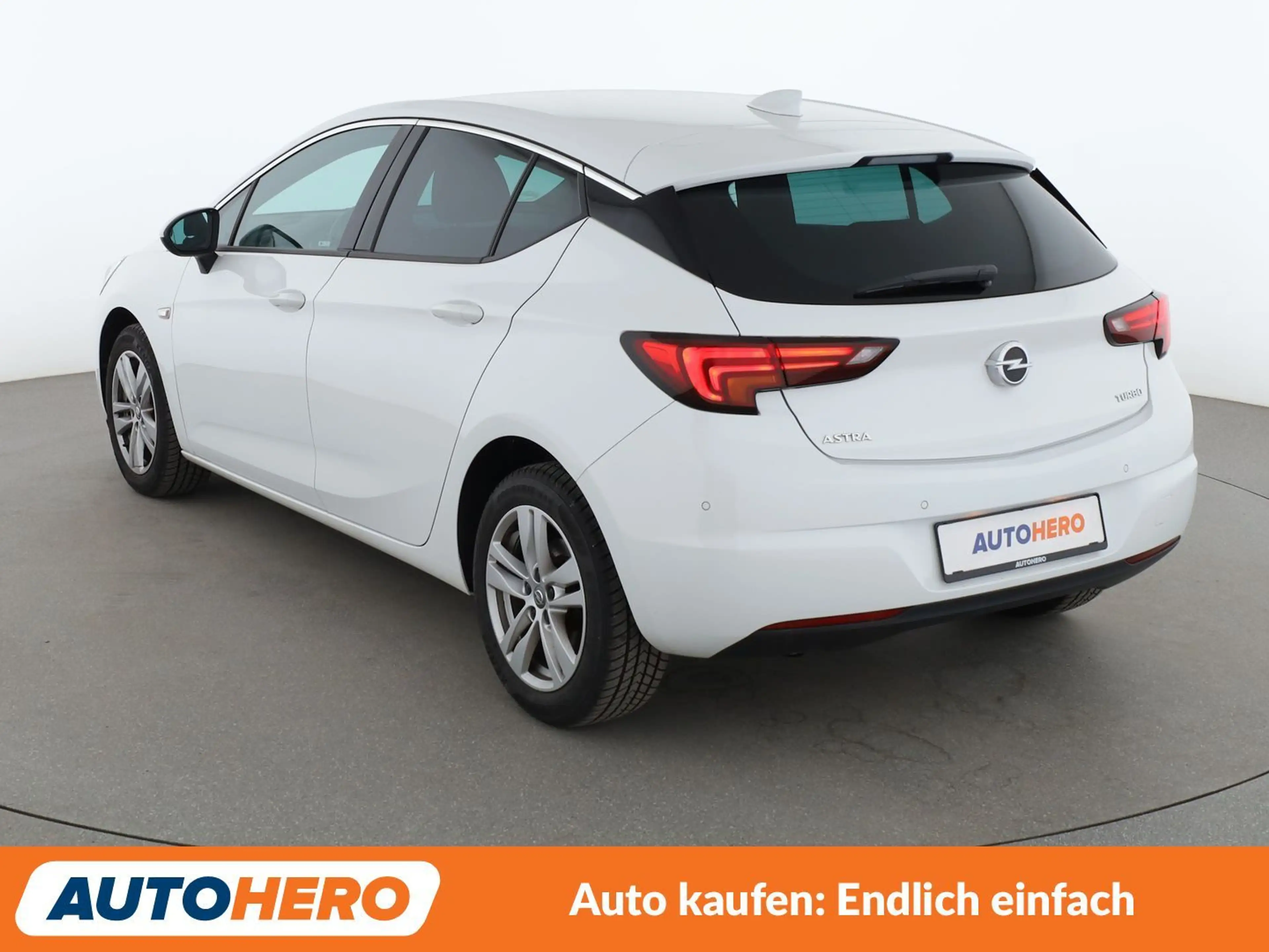Opel Astra 1.4 SIDI Turbo Dynamic*NAVI*TEMPO*PDC* — photo 4