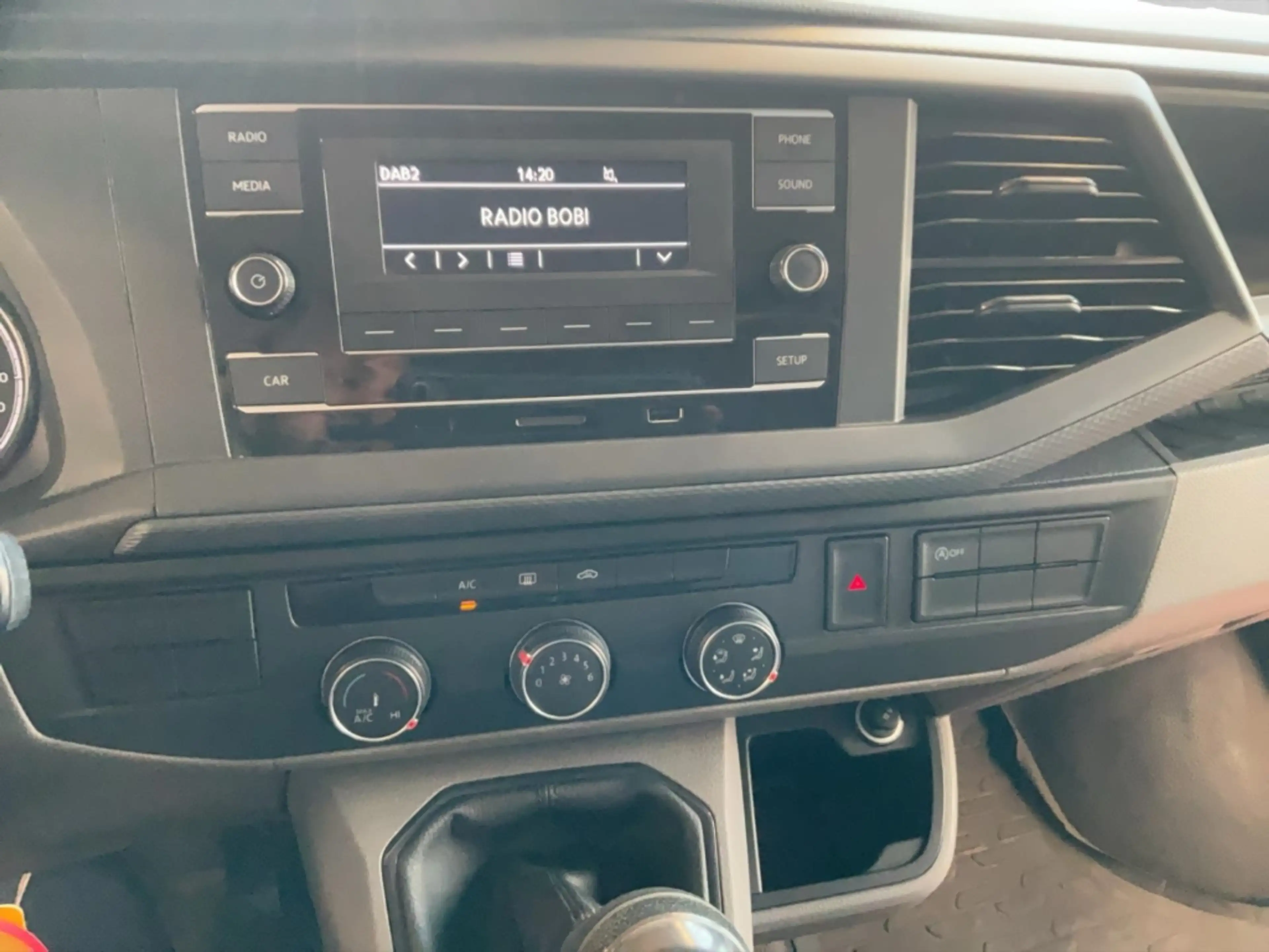 Volkswagen T6.1 Transporter Hochraum Kasten 2.0 TDI Klima Radio ESP uvm. — photo 15