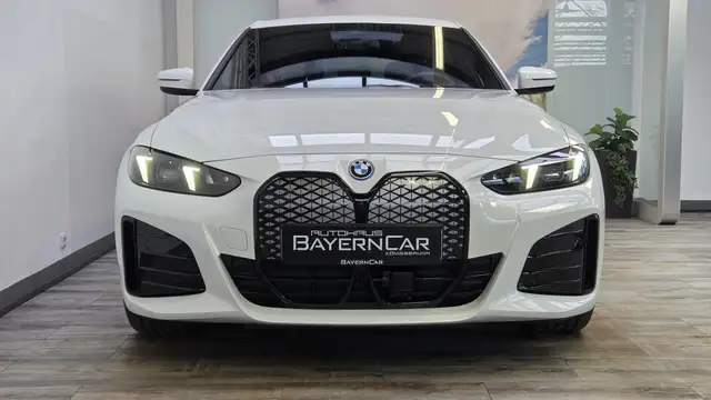 BMW I4 view 2