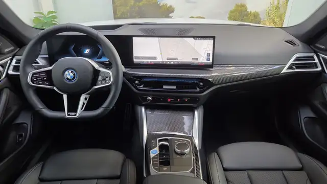 BMW I4 view 7