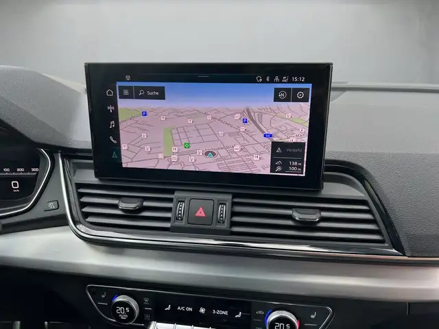 Audi Q5 view 10