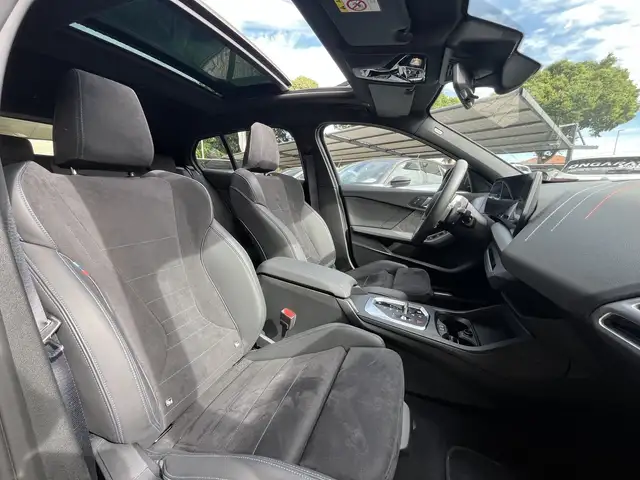 BMW 1 Series view 14