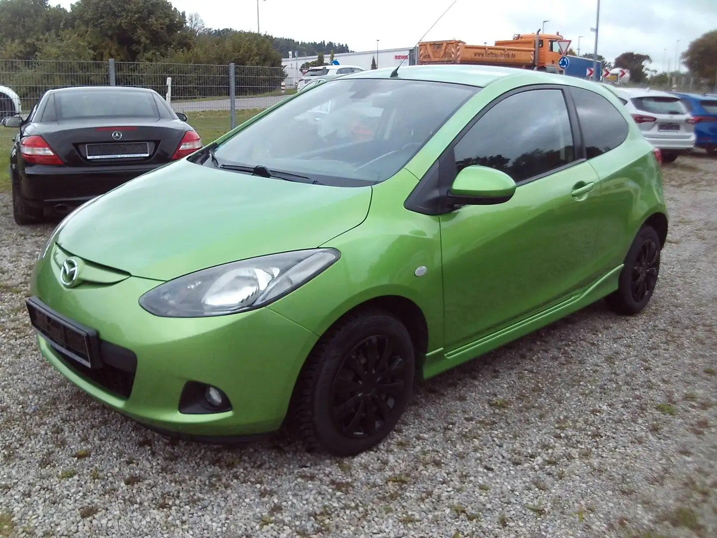 Mazda 2 Lim. 1.3 Impression Sport Klima Alu TÜV Neu Grün - 1