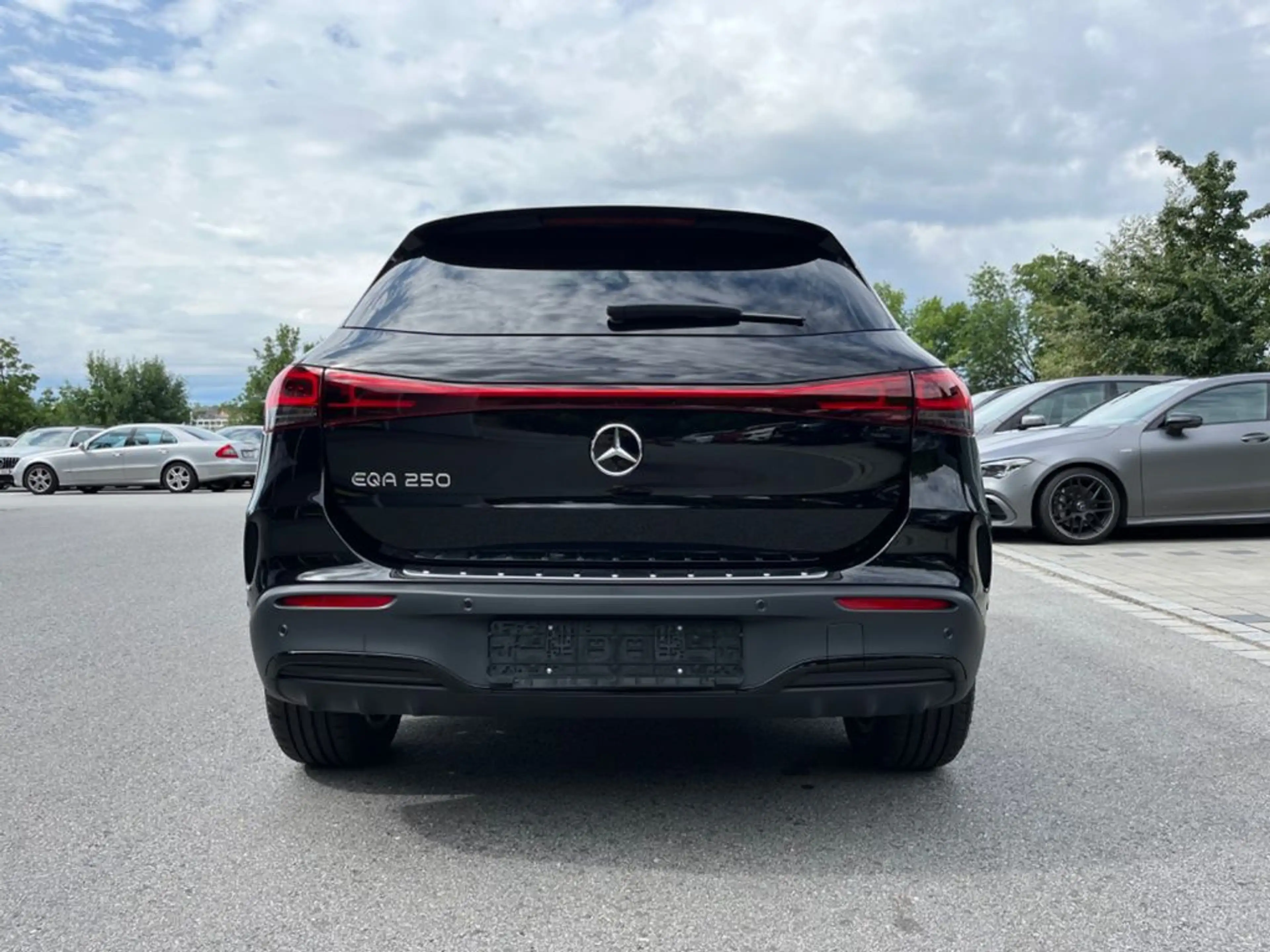 Mercedes-Benz EQA 250 EQA 250 (243.701) — photo 4