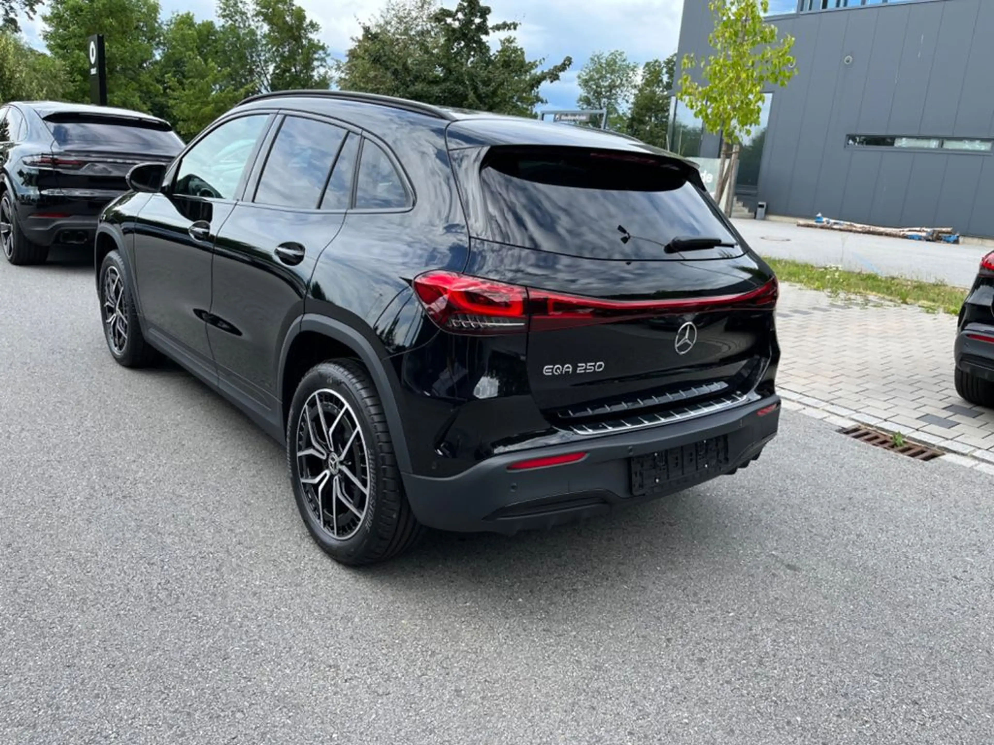 Mercedes-Benz EQA 250 EQA 250 (243.701) — photo 5