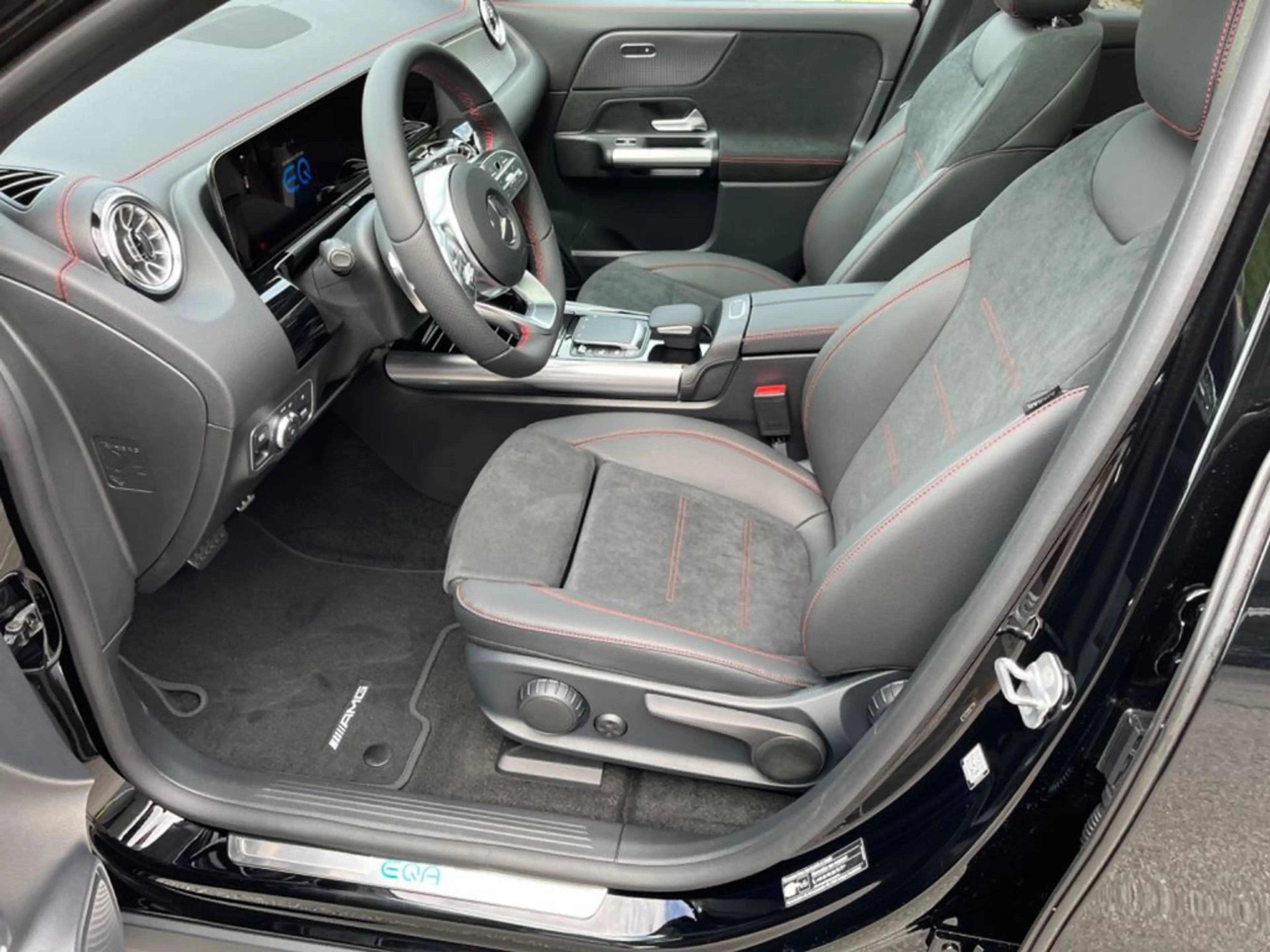 Mercedes-Benz EQA 250 EQA 250 (243.701) — photo 13