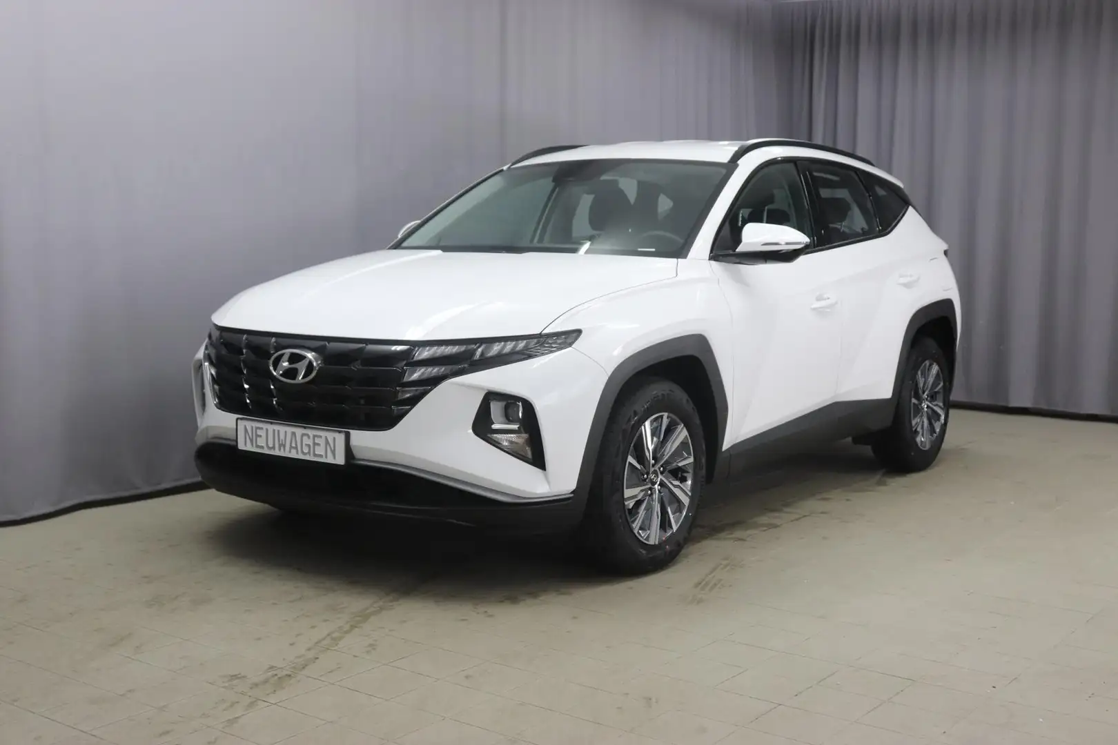 Hyundai TUCSON Family 1.6 T-GDI 110kW, 2-Zonen Klimaautomatik... Weiß - 1