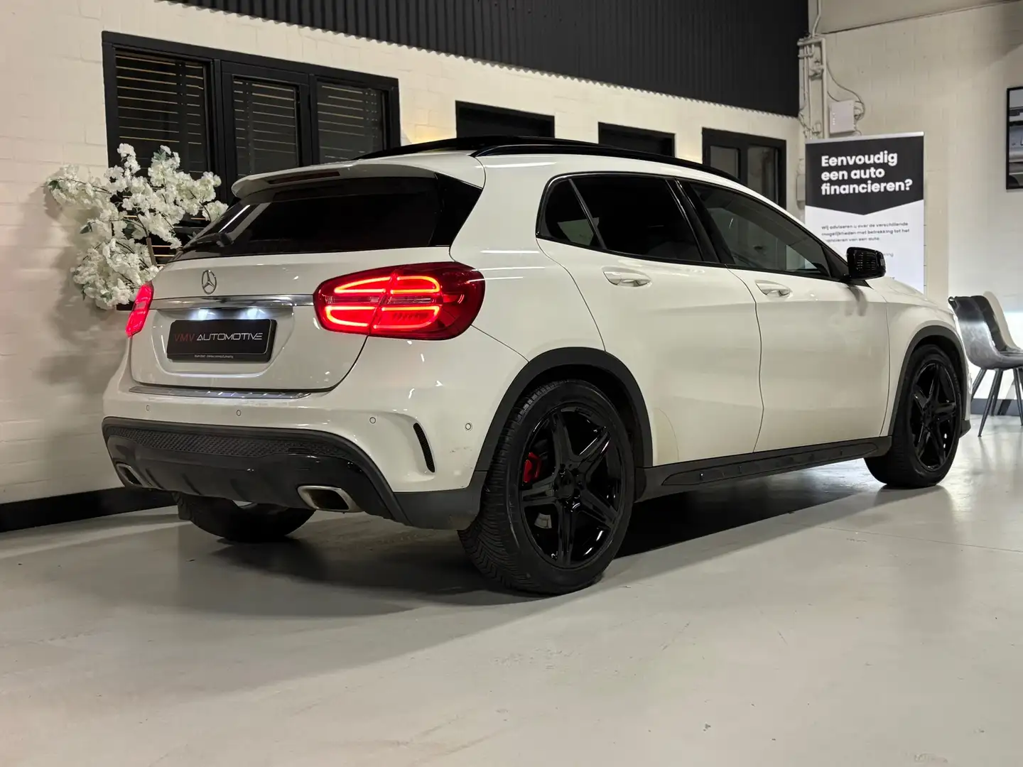 Mercedes-Benz GLA 200 AMG | Pano | Cam | Parkeersensoren | Stoelverwarmi Blanc - 2