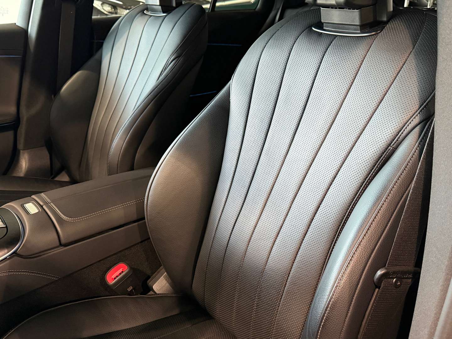 Mercedes Classe E Break 300 AMG Line -  - Joinsteer - #5