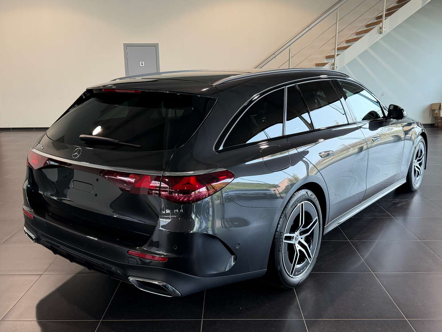 Mercedes Classe E Break 300 AMG Line -  - Joinsteer - #2