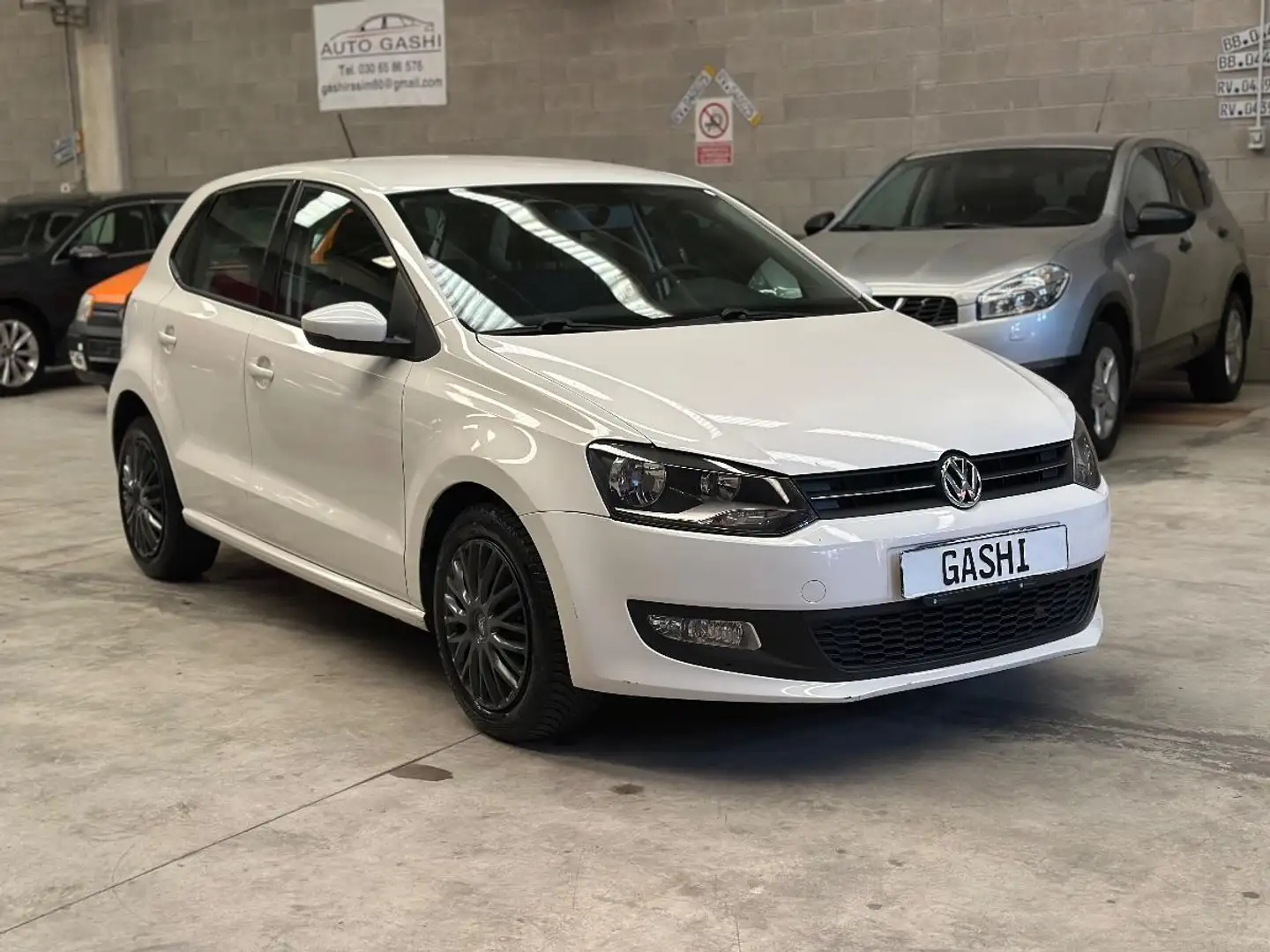 Volkswagen Polo 1.2/70CV 12V 5p. Comfortline Blanc - 2