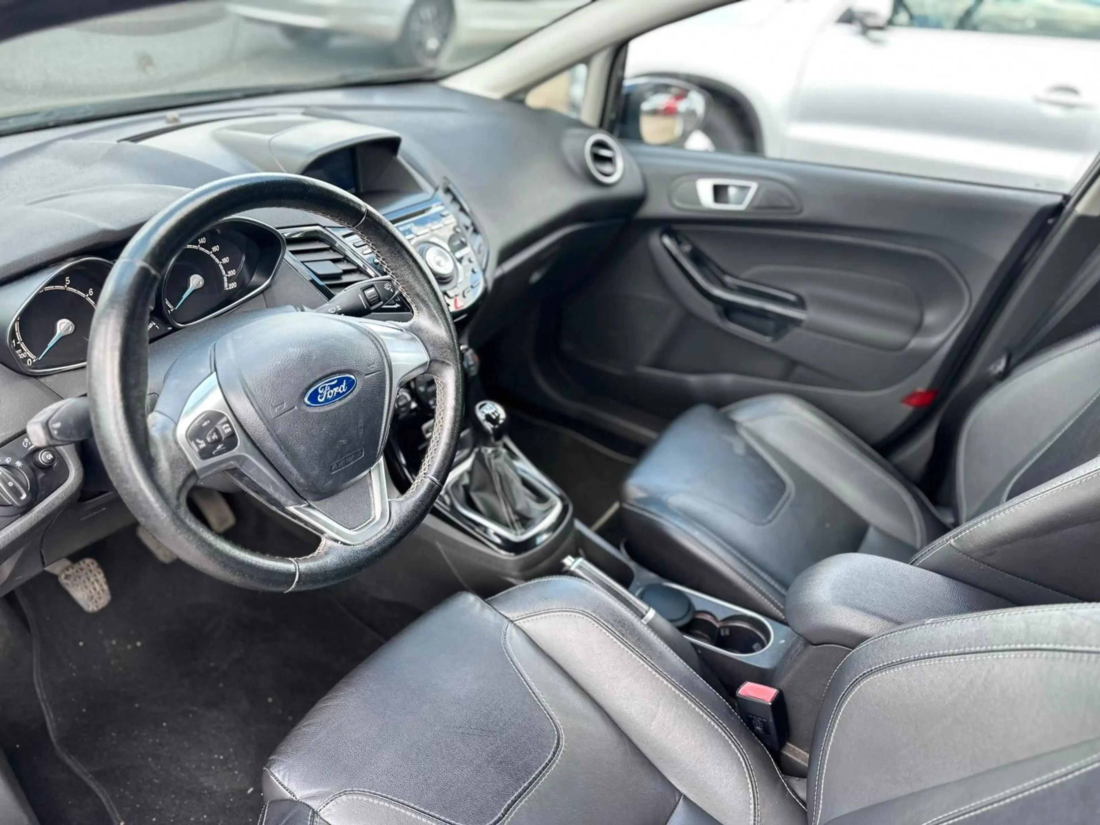 Ford Fiesta Titanium * HU 03 27* ZAHNRIEMEN NEU* — photo 7