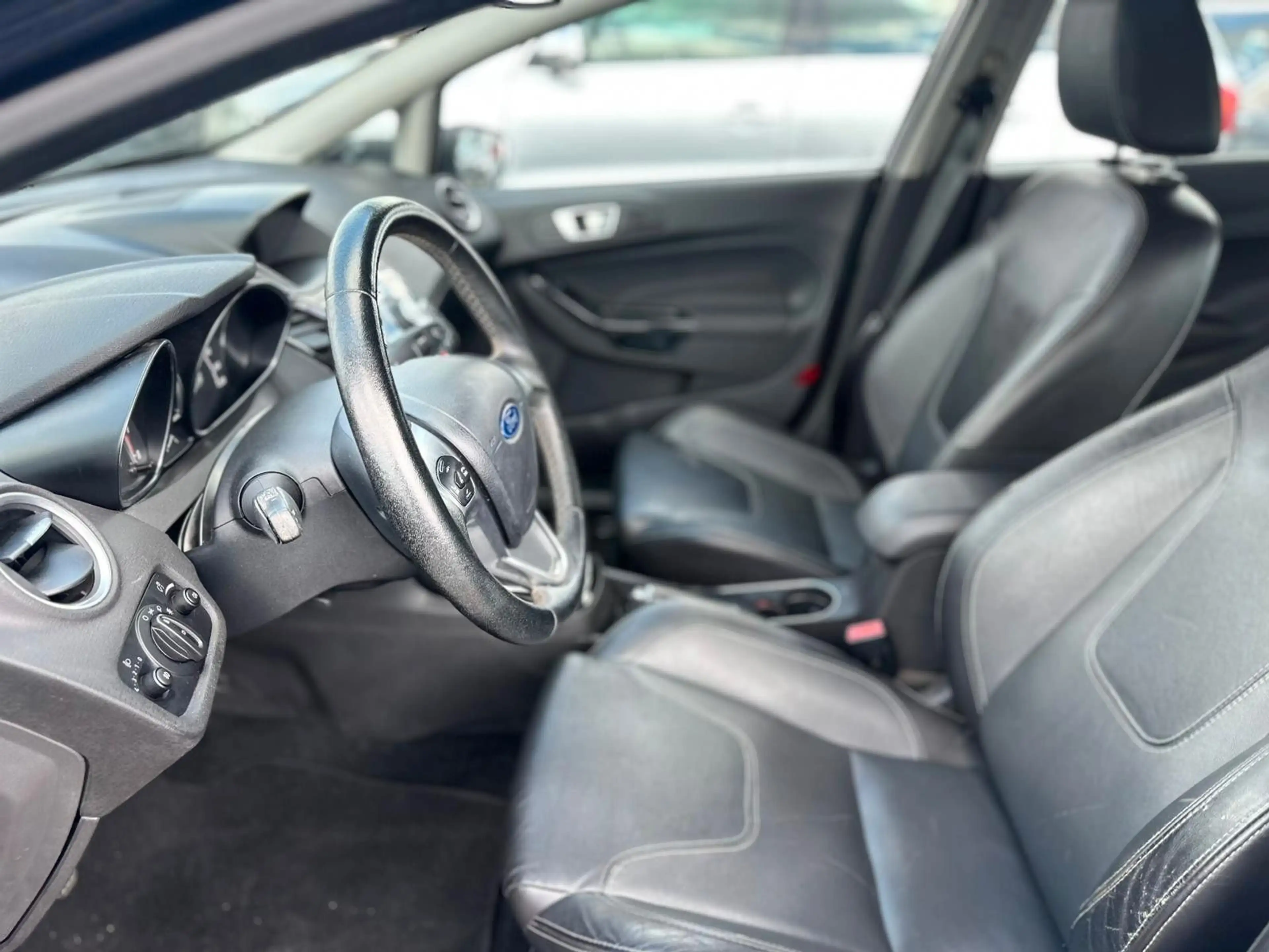 Ford Fiesta Titanium * HU 03 27* ZAHNRIEMEN NEU* — photo 8