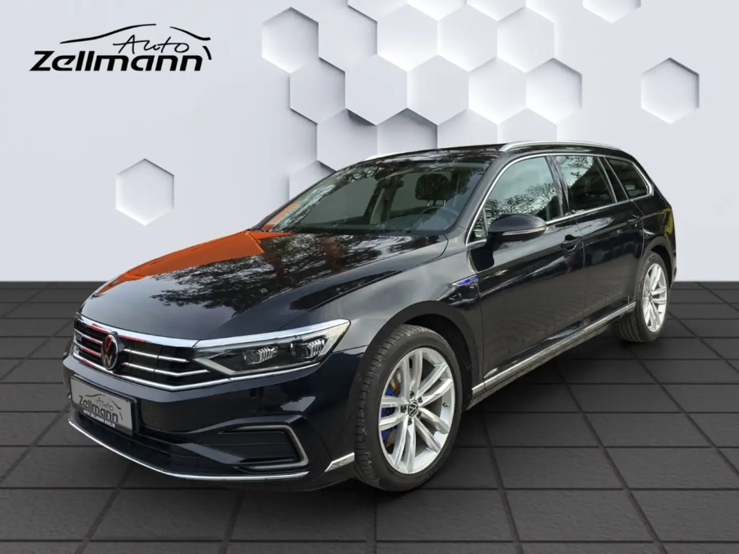 Volkswagen Passat Variant GTE 1.4 eHybrid 115 kW AHZV MatrixLED PanoDach ACC Zwart - 1
