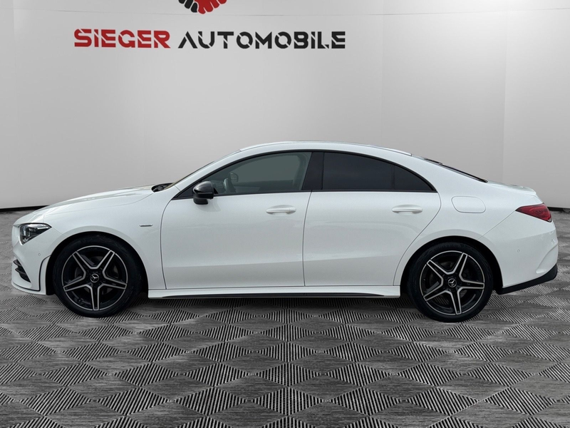 Mercedes-Benz CLA 200 EDITION AMG Line, KAMERA, SERVICE NEU — photo 2