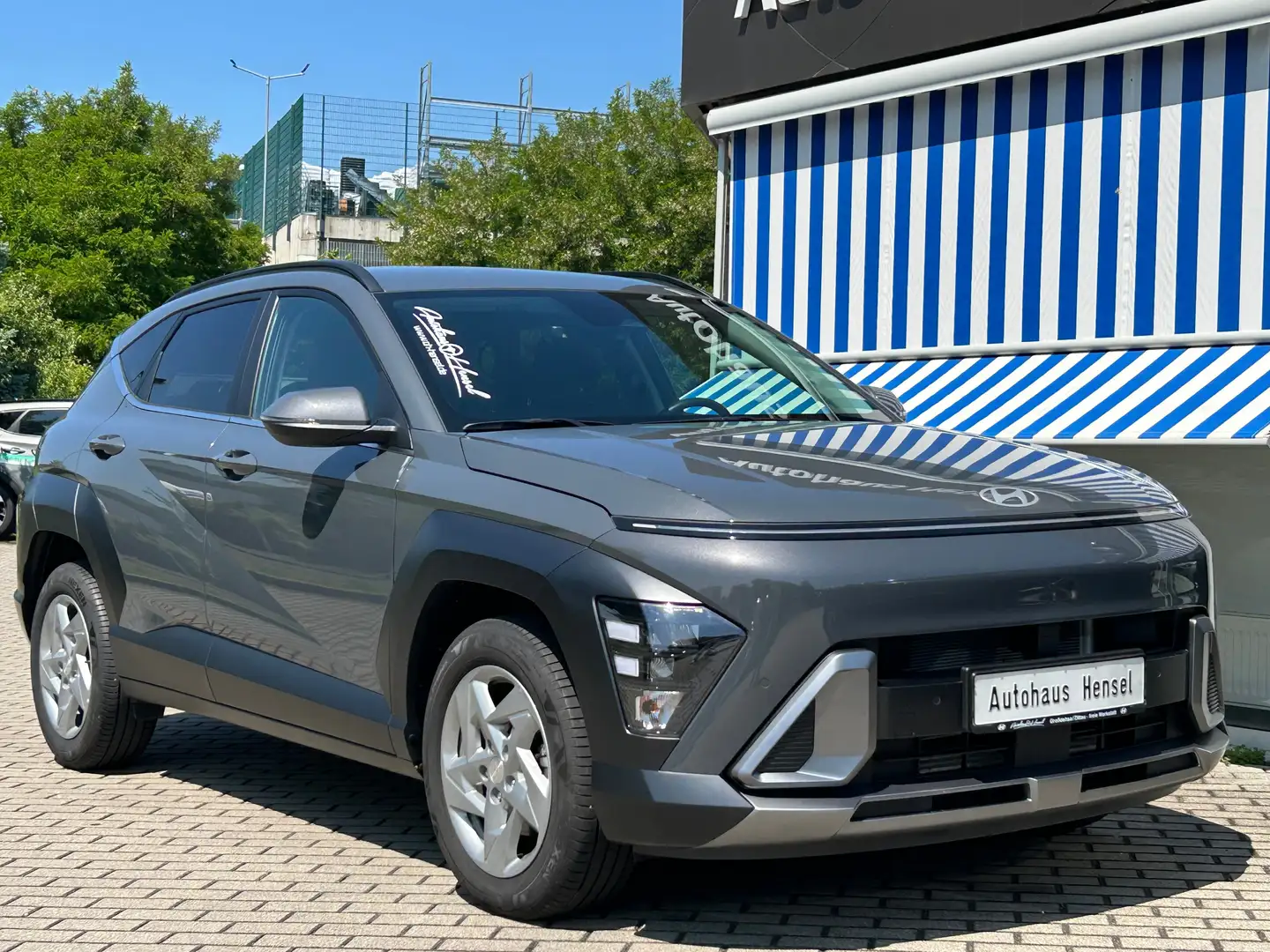 Hyundai KONA 1.0 T-GDi Trend DCT Klimaauto Navi LHZ Grau - 2