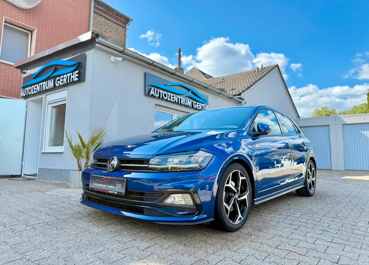 Volkswagen Polo VI Highline *R-Line*Automatik*1.Hand*Kamera Blu/Azzurro - 1