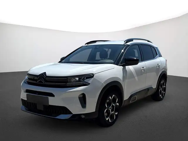 Citroen C5 Aircross view 2