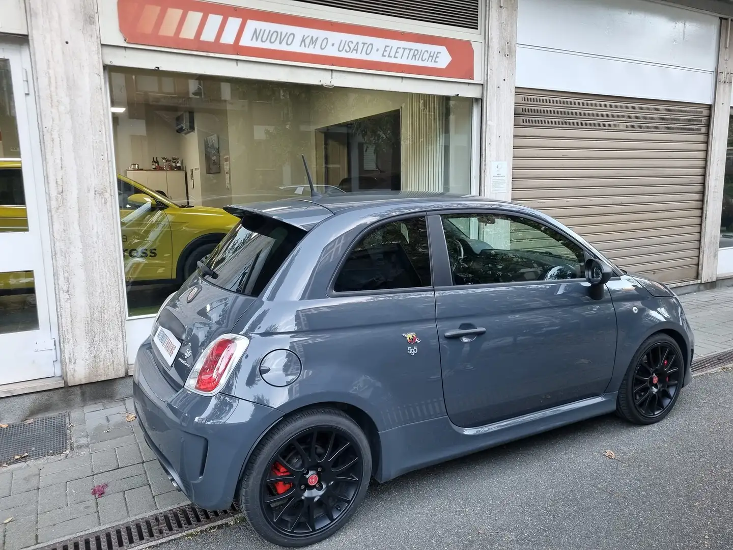 Abarth 595 1.4 16v t. t-jet Competizione 180cv Grigio - 2