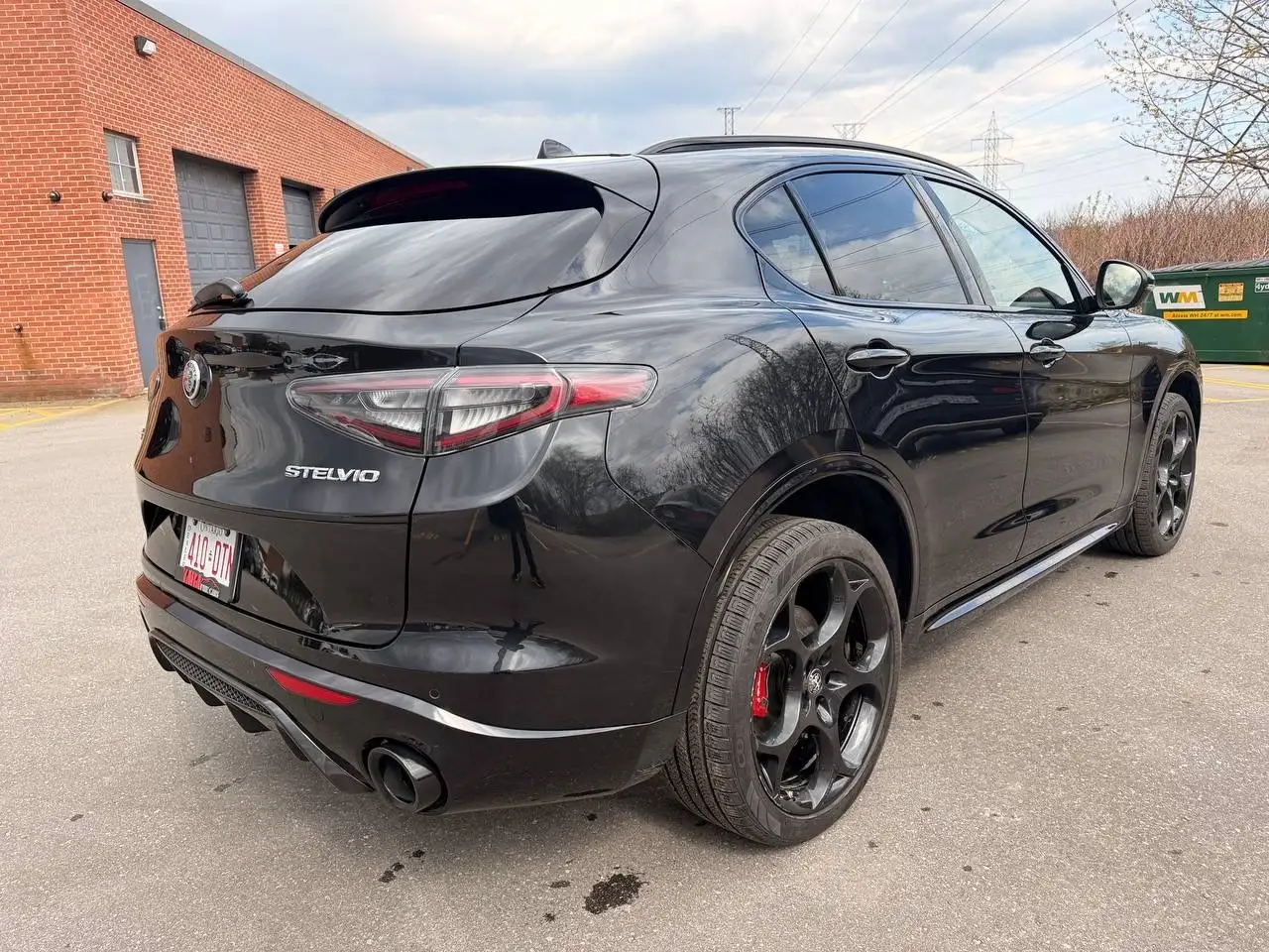 Alfa Romeo Stelvio снимка Alfa Romeo Stelvio