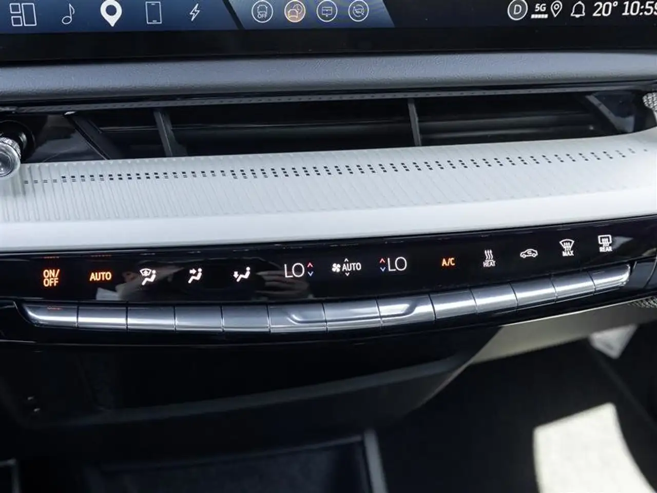 Cadillac Optiq снимка Cadillac Optiq