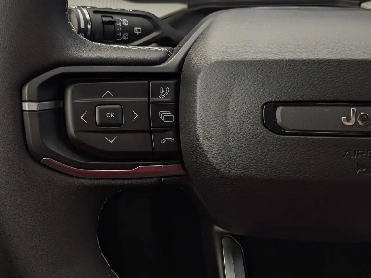 Jeep Cherokee снимка Jeep Cherokee